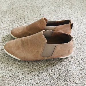 FRYE slip on sneakers